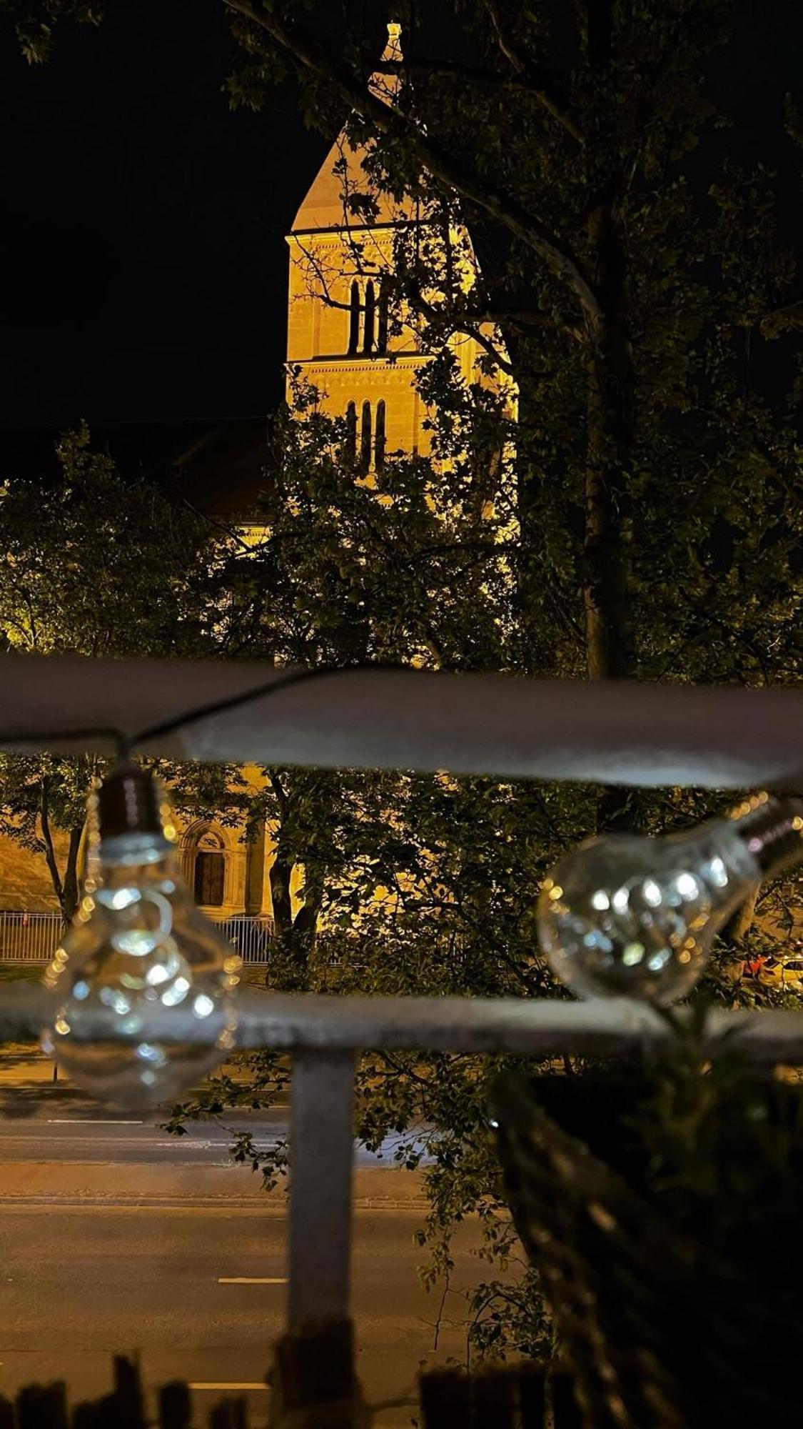 West Budapest Apartman מראה חיצוני תמונה