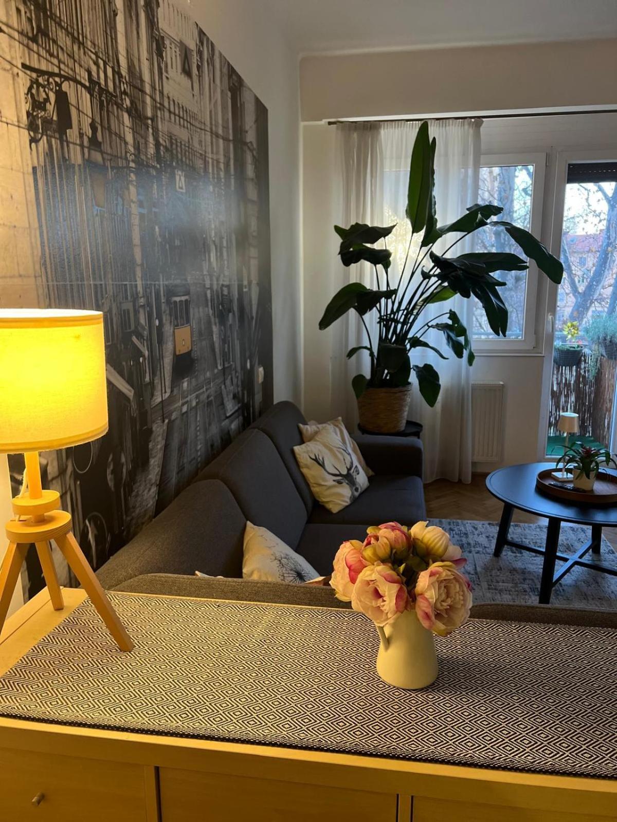 West Budapest Apartman מראה חיצוני תמונה
